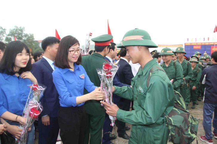 May đồng phục giá rẻ tại quận Tân Bình